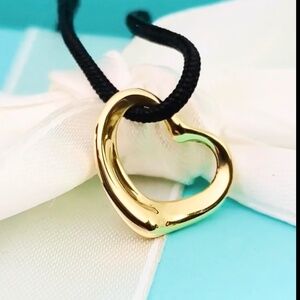 Tiffany & Co Elsa Peretti gold open heart necklace 18k box